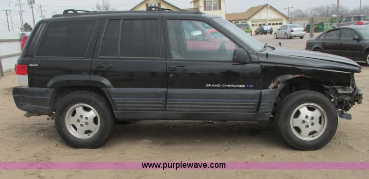 image for item G8500 1998 Jeep Grand Cherokee TSi SUV