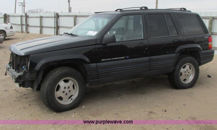 image for item G8500 1998 Jeep Grand Cherokee TSi SUV