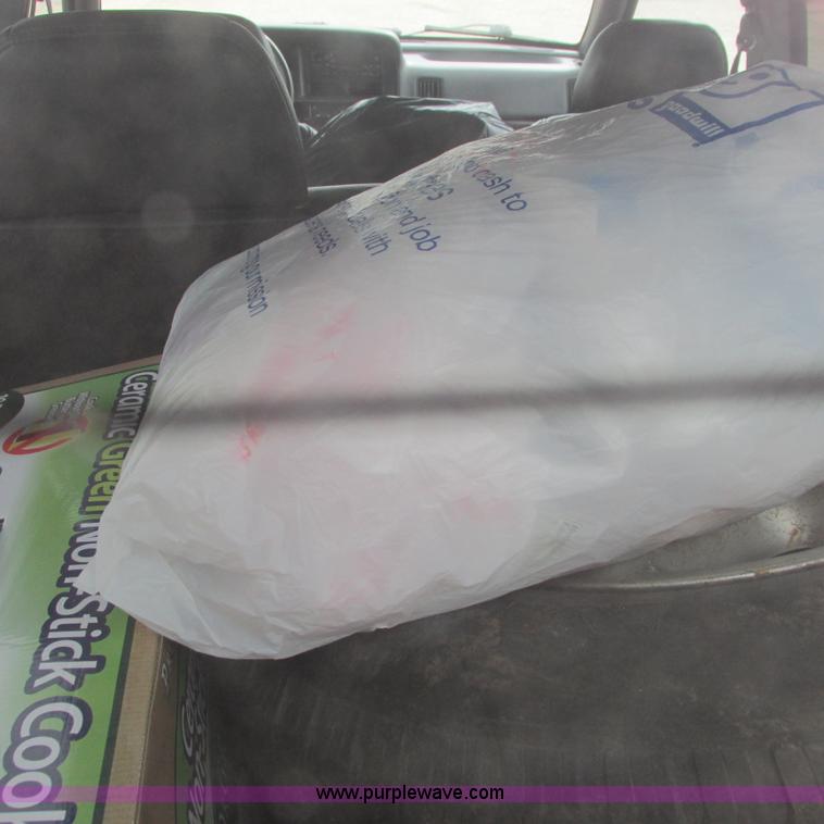 image for item G8500 1998 Jeep Grand Cherokee TSi SUV