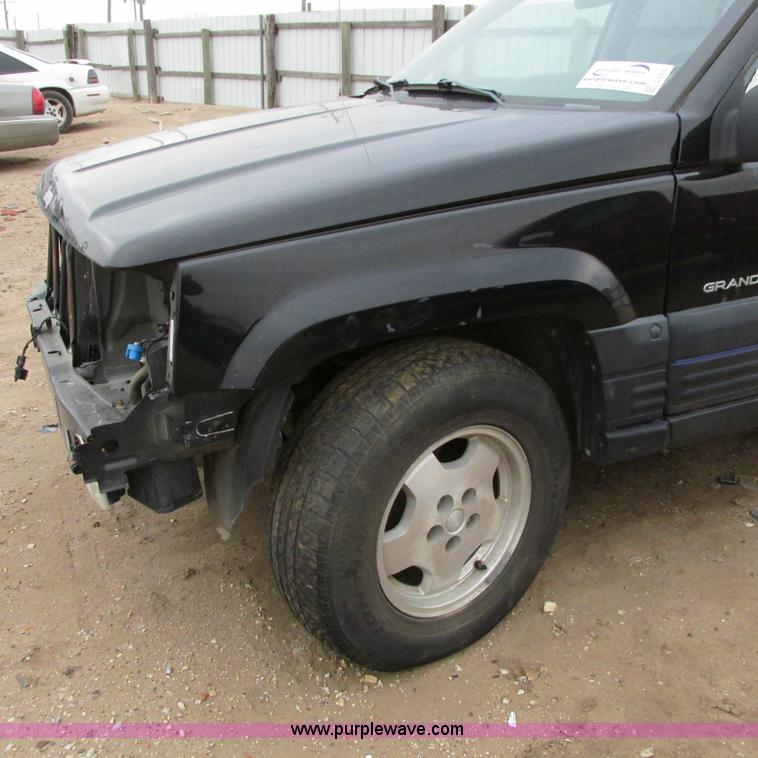 image for item G8500 1998 Jeep Grand Cherokee TSi SUV