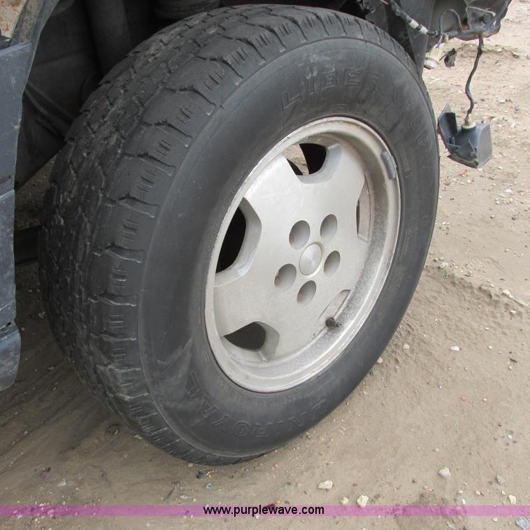 image for item G8500 1998 Jeep Grand Cherokee TSi SUV