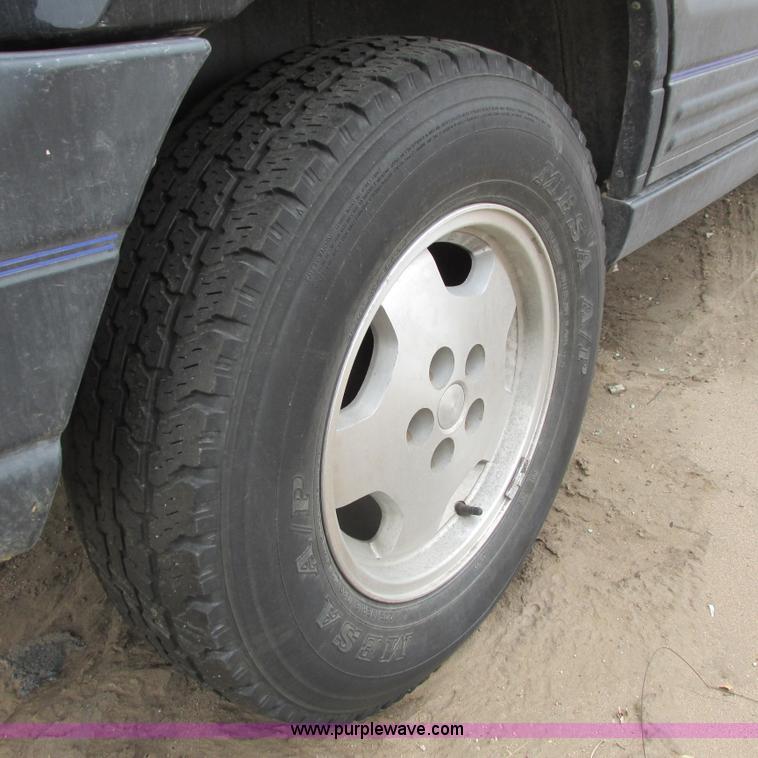 image for item G8500 1998 Jeep Grand Cherokee TSi SUV