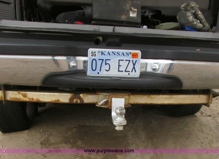 image for item I5502 2000 Ford Expedition XLT SUV