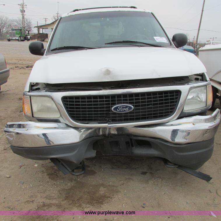 image for item I5502 2000 Ford Expedition XLT SUV