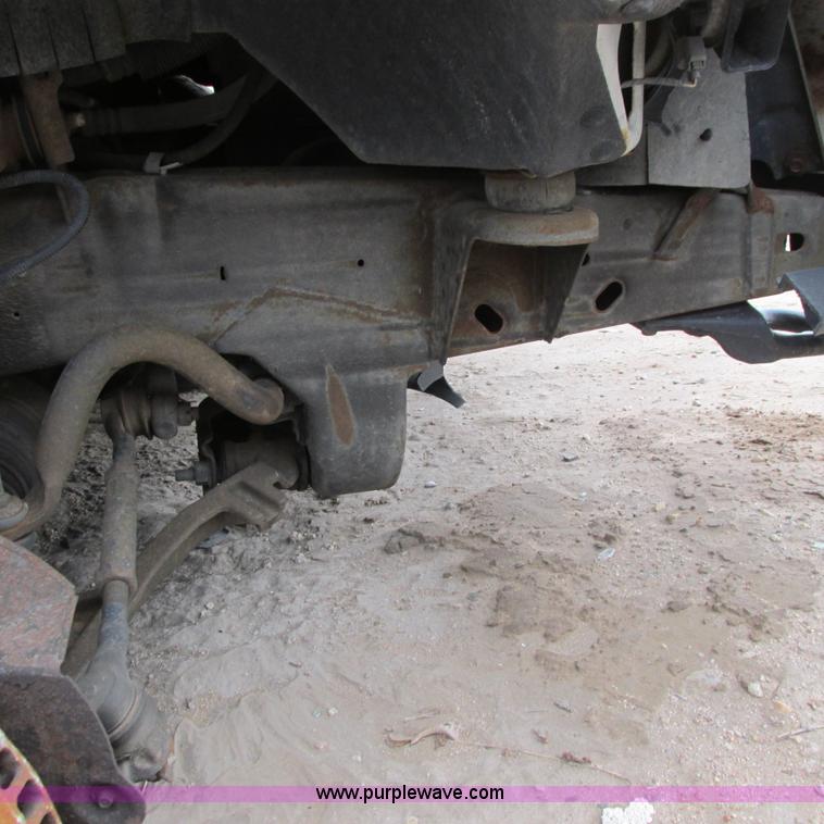 image for item I5502 2000 Ford Expedition XLT SUV