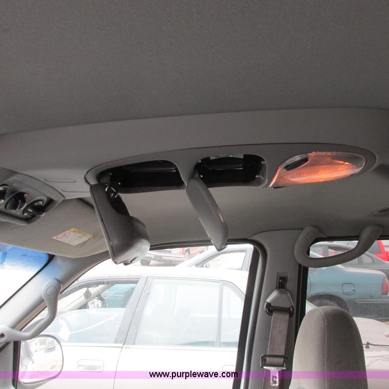 image for item I5502 2000 Ford Expedition XLT SUV