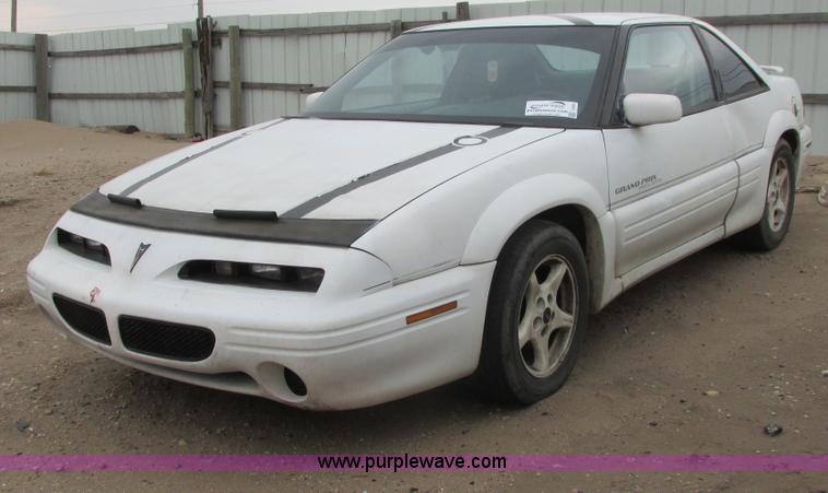 image for item I5503 1996 Pontiac Grand Prix SE