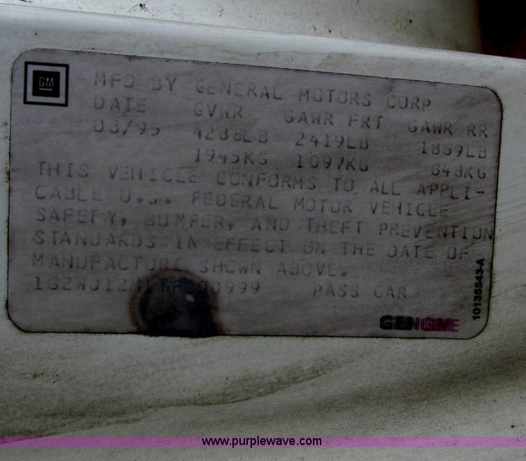 image for item I5503 1996 Pontiac Grand Prix SE