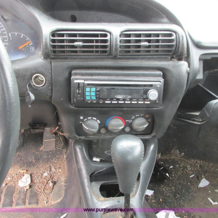 image for item I5503 1996 Pontiac Grand Prix SE