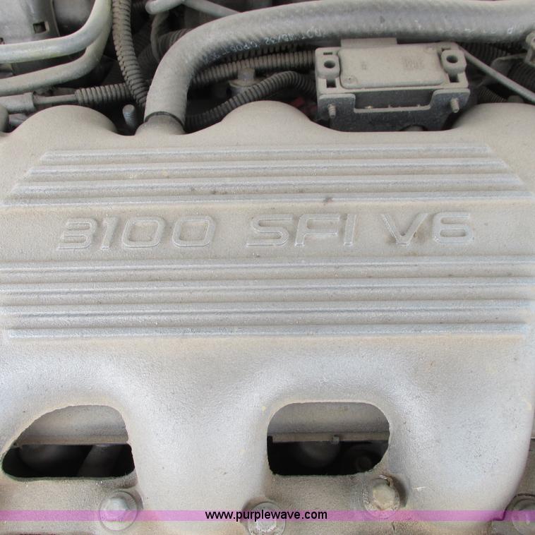 image for item I5503 1996 Pontiac Grand Prix SE