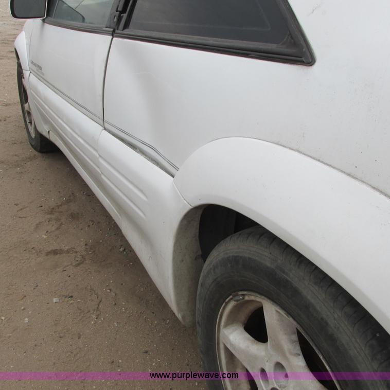 image for item I5503 1996 Pontiac Grand Prix SE