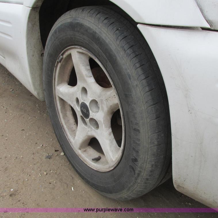 image for item I5503 1996 Pontiac Grand Prix SE