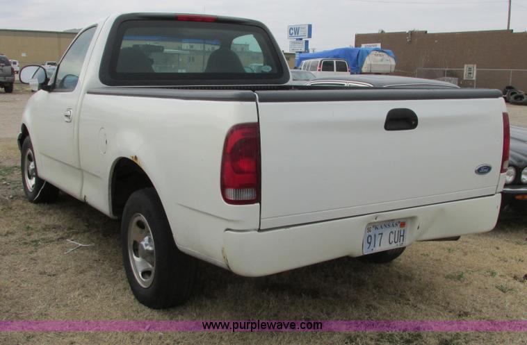 image for item I5505 1999 Ford F150 XL pickup truck