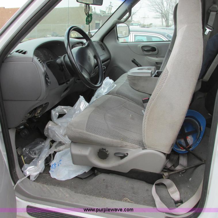 image for item I5505 1999 Ford F150 XL pickup truck