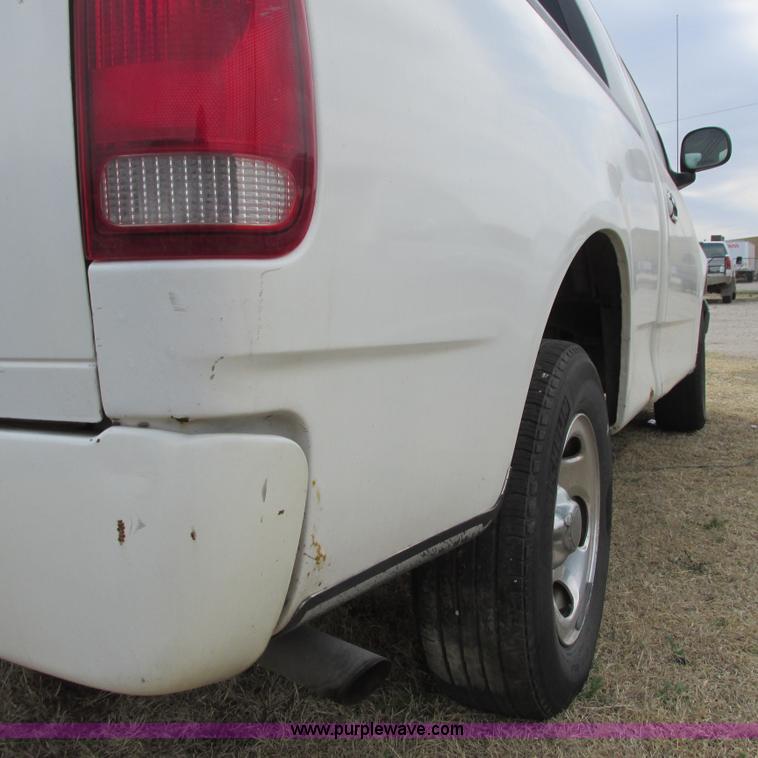 image for item I5505 1999 Ford F150 XL pickup truck