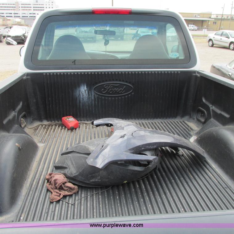 image for item I5505 1999 Ford F150 XL pickup truck