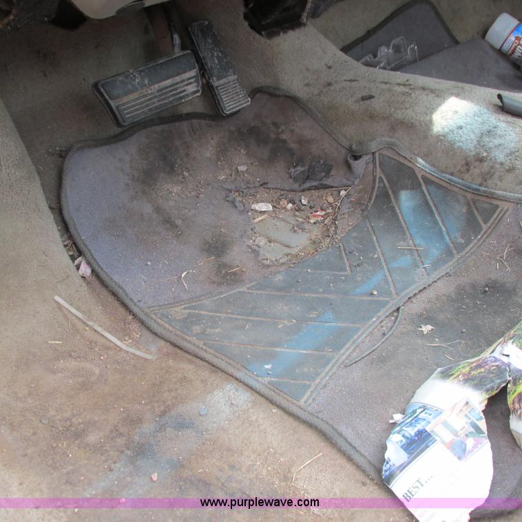 image for item I5506 1998 Chevrolet Lumina