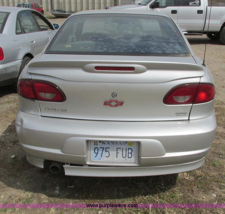 image for item I5507 2002 Chevrolet Cavalier