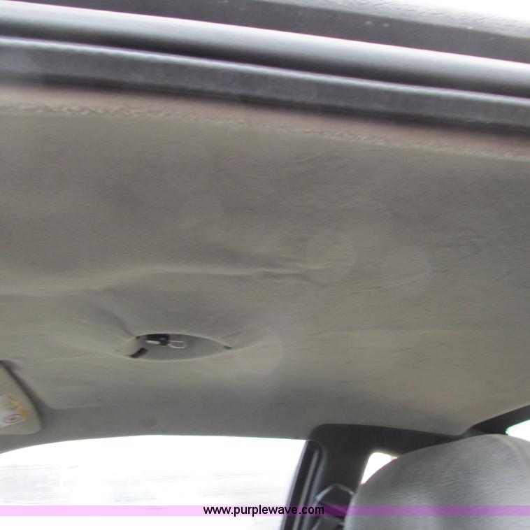 image for item I5507 2002 Chevrolet Cavalier