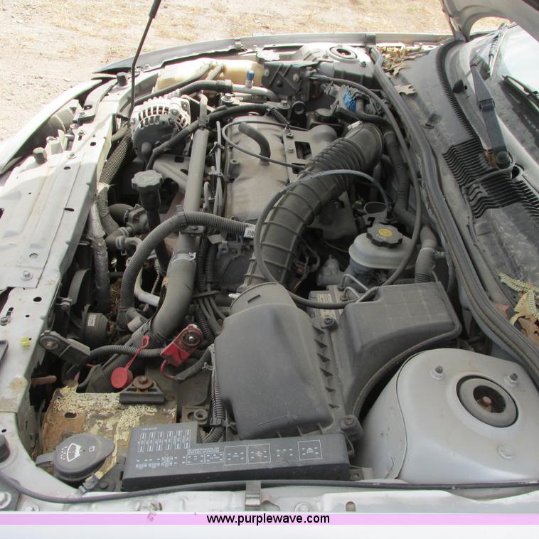 image for item I5507 2002 Chevrolet Cavalier