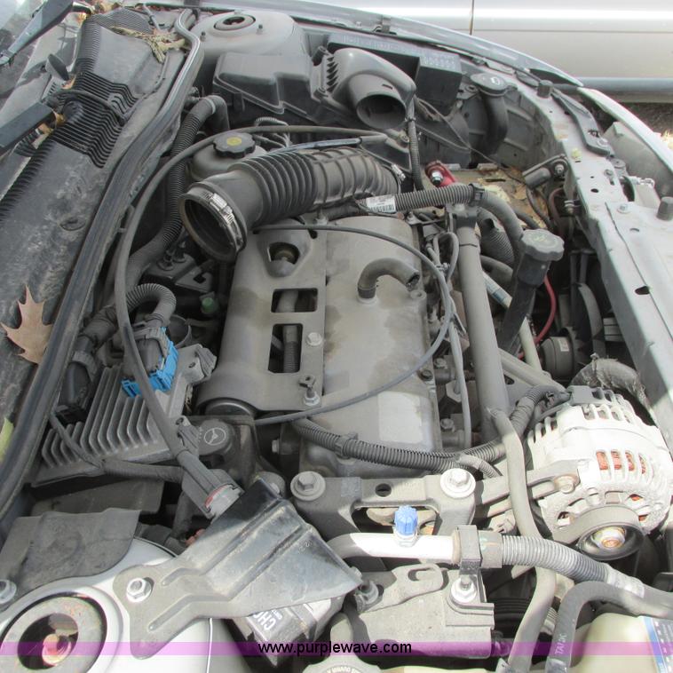 image for item I5507 2002 Chevrolet Cavalier