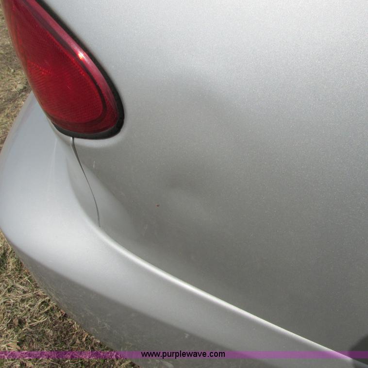 image for item I5507 2002 Chevrolet Cavalier