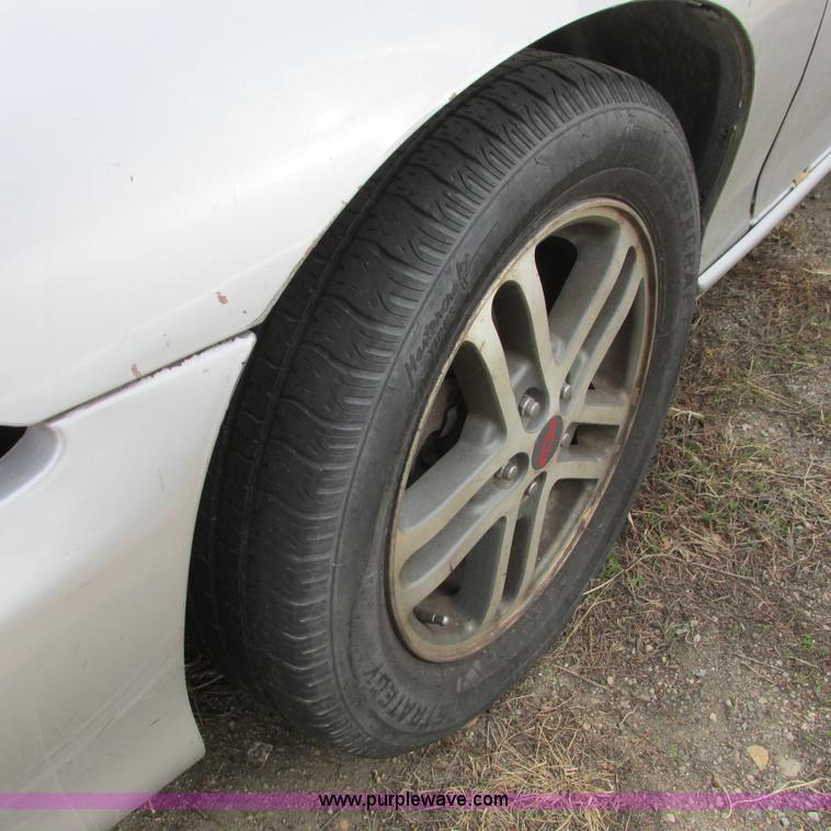 image for item I5507 2002 Chevrolet Cavalier