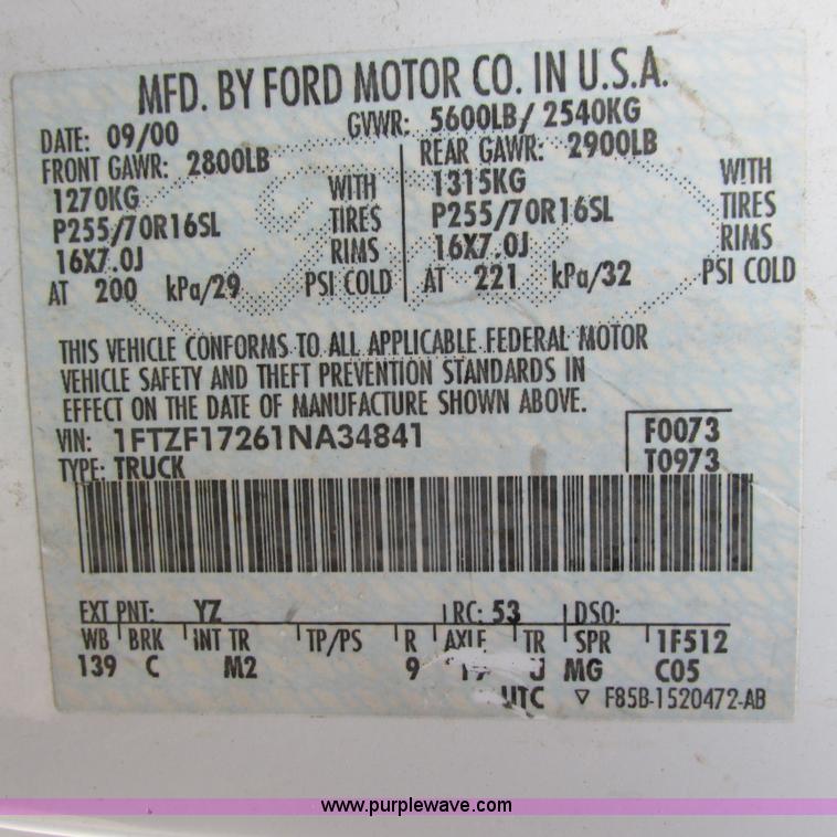 image for item I5509 2001 Ford F150 XL pickup truck