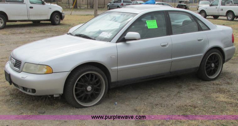 image for item I5510 1999 Audi A4 1.8T Quattro