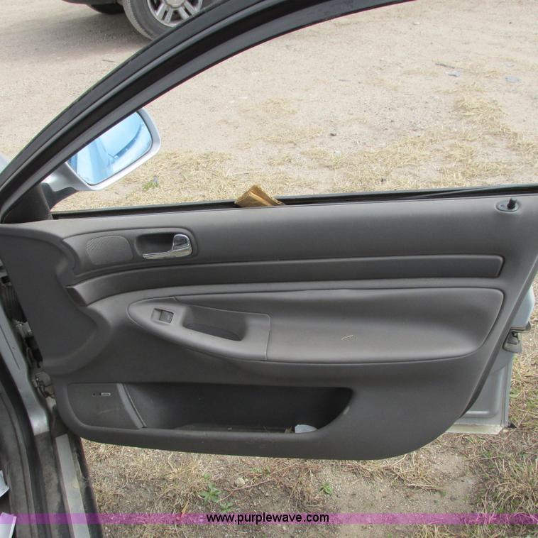 image for item I5510 1999 Audi A4 1.8T Quattro