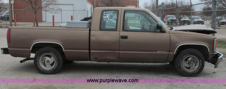 image for item I5512 1994 Chevy 1500 Cheyenne