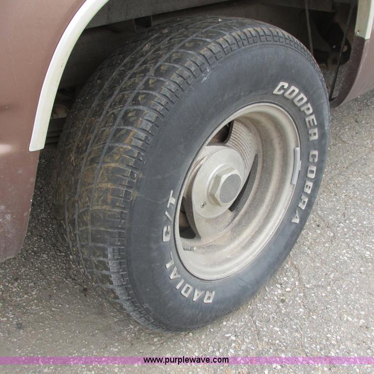 image for item I5512 1994 Chevy 1500 Cheyenne