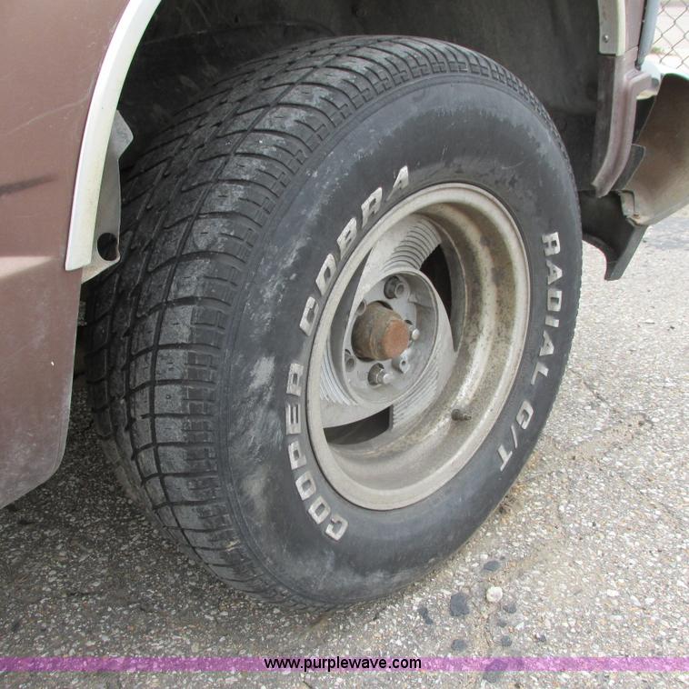 image for item I5512 1994 Chevy 1500 Cheyenne