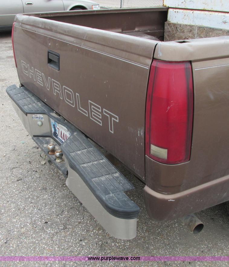 image for item I5512 1994 Chevy 1500 Cheyenne