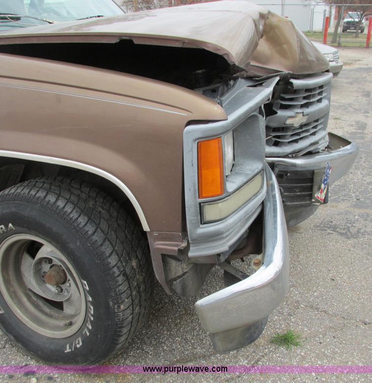 image for item I5512 1994 Chevy 1500 Cheyenne