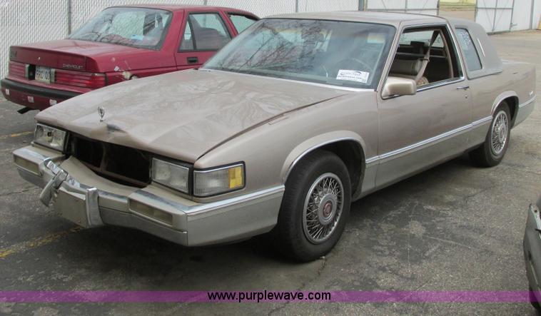 image for item I5514 1989 Cadillac DeVille
