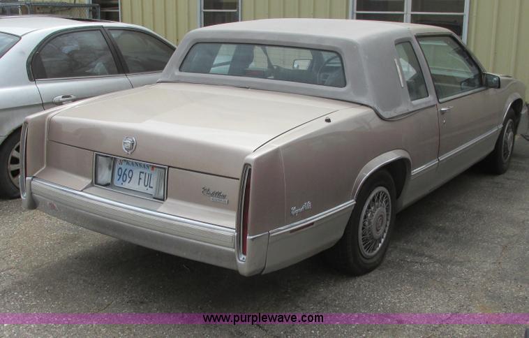 image for item I5514 1989 Cadillac DeVille