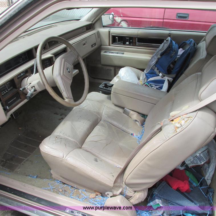 image for item I5514 1989 Cadillac DeVille