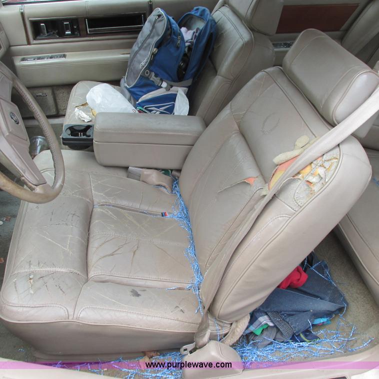 image for item I5514 1989 Cadillac DeVille