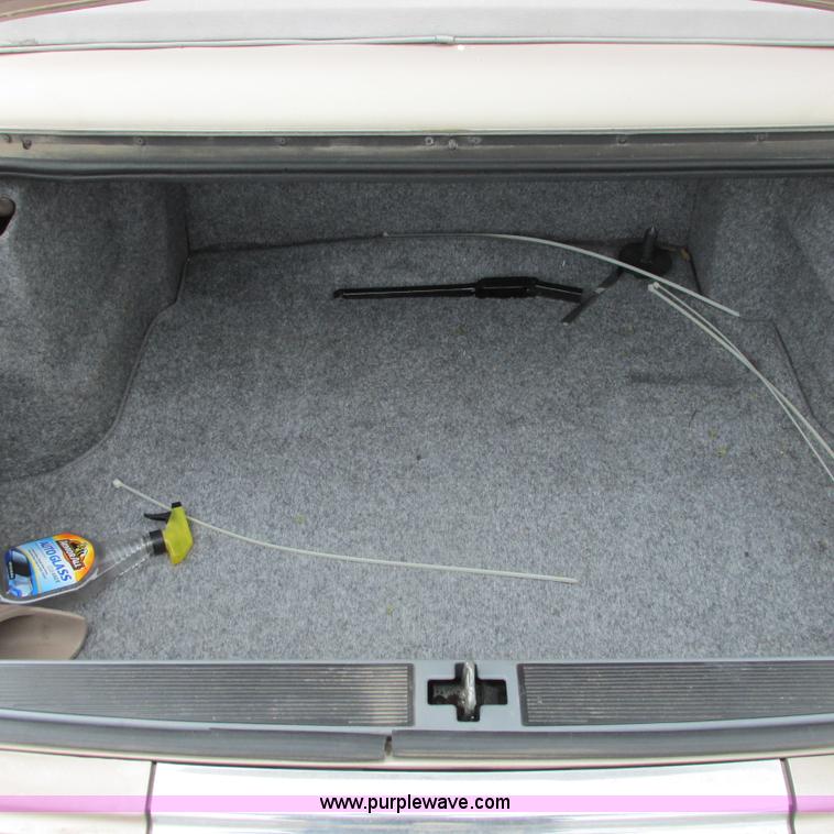 image for item I5514 1989 Cadillac DeVille