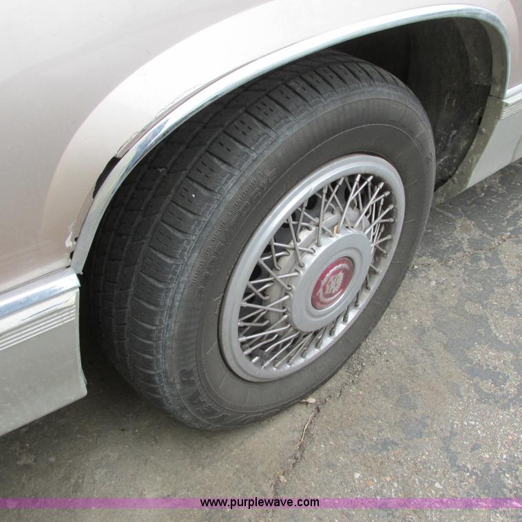 image for item I5514 1989 Cadillac DeVille