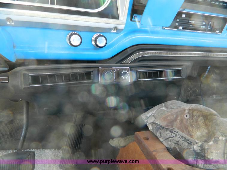 image for item AD9852 1972 Ford F100 Explorer pickup truck