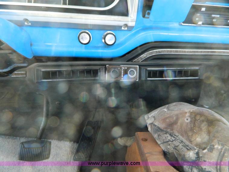 image for item AD9852 1972 Ford F100 Explorer pickup truck