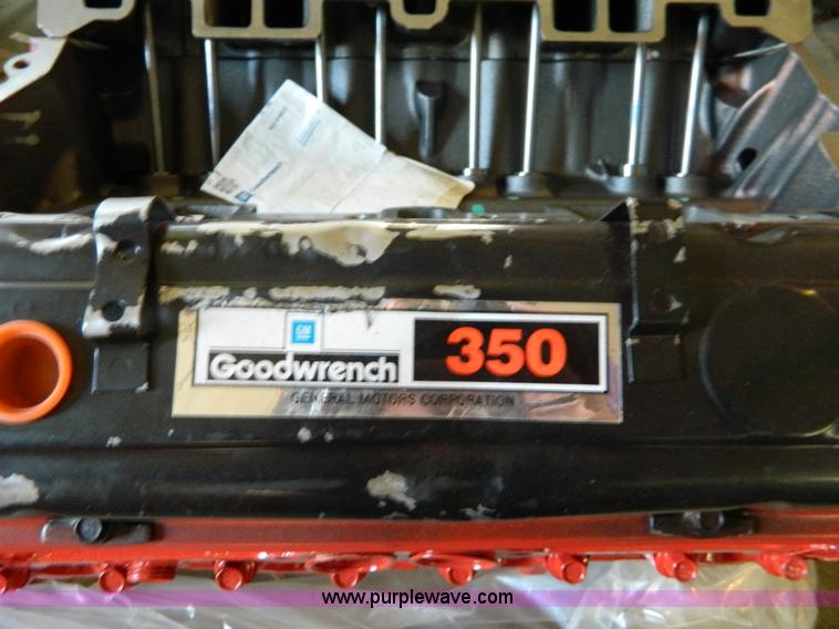 image for item AQ9484 Chevrolet 350 C.I.D. V8 gas engine