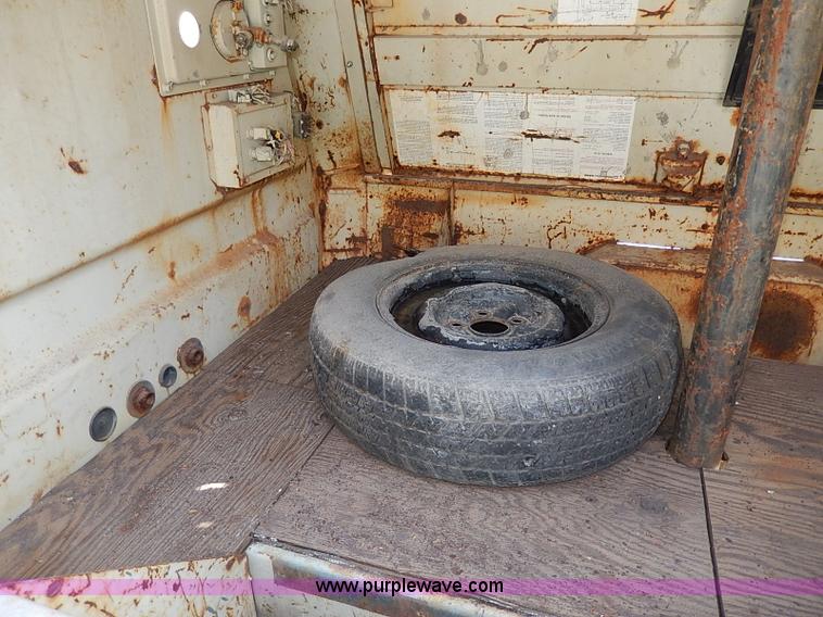 image for item AX9021 Ingersoll Rand air compressor trailer