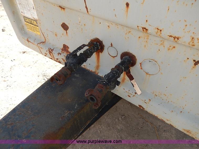 image for item AX9021 Ingersoll Rand air compressor trailer