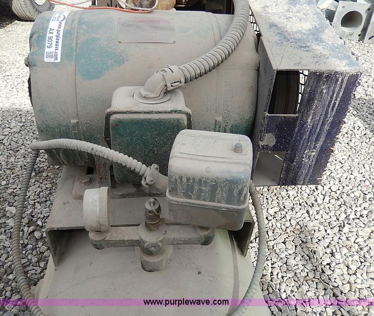image for item AX9079 Wayne air compressor