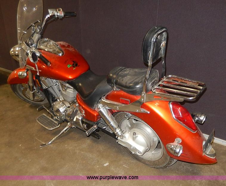 image for item AX9136 2003 Honda VTX1800 motorcycle