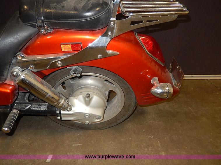 image for item AX9136 2003 Honda VTX1800 motorcycle