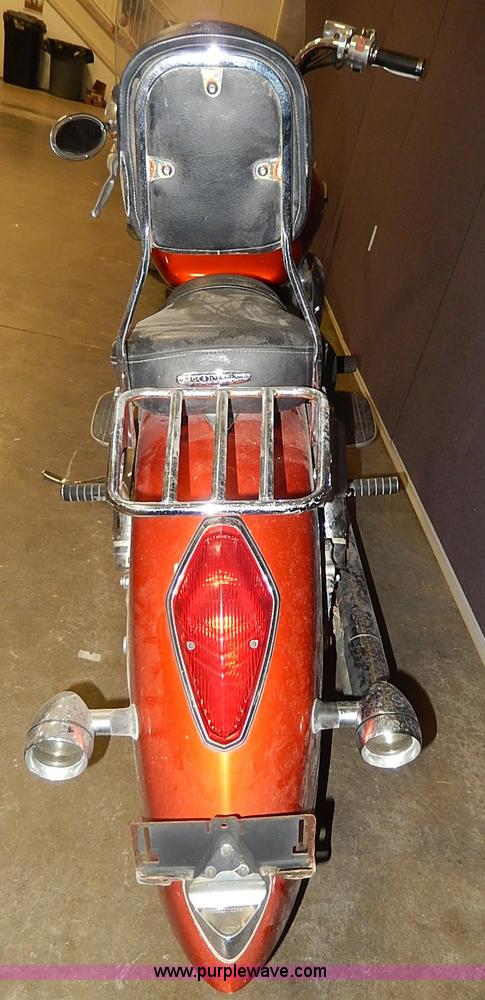 image for item AX9136 2003 Honda VTX1800 motorcycle